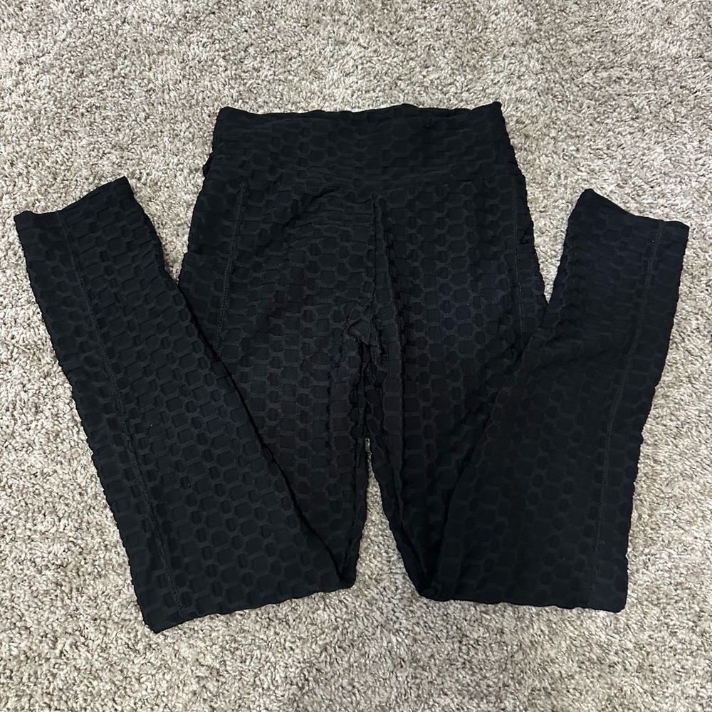 Black Textured Leggings